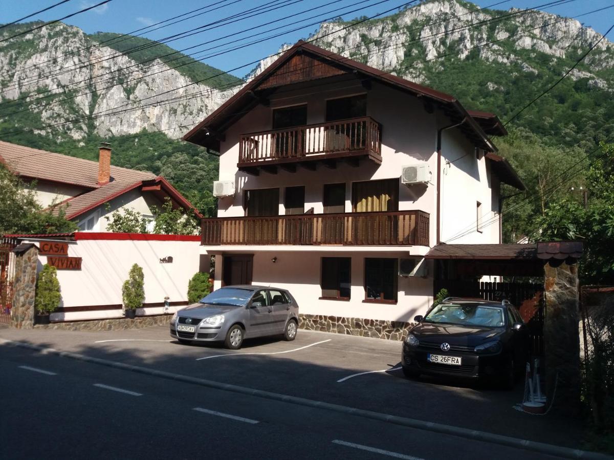 Hotel Casa Vivian Băile Herculane Exterior foto